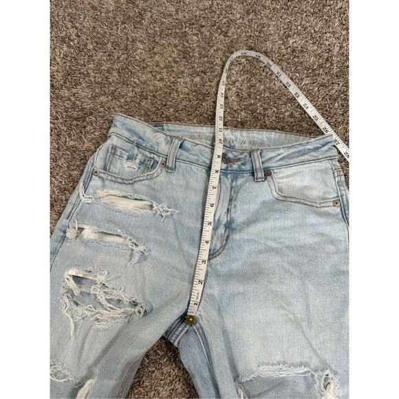 American Eagle Strigid Mom Jean Ripped Distressed Light Wash Denim High Rise 0 - Picture 9 of 14